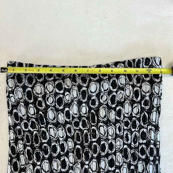 *Like New* Cute Skirt/Sleeveless Top Outfit-Small - Picture 10 of 10